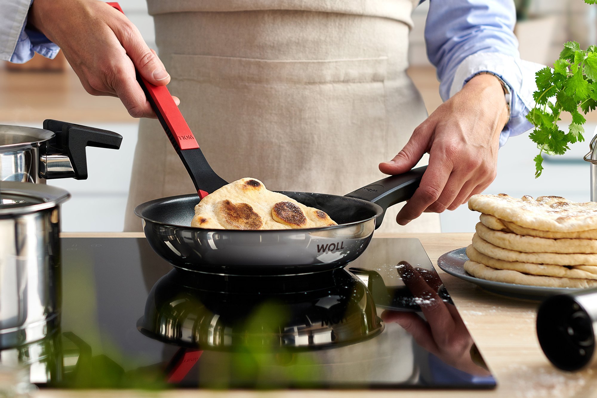 Beste Bratpfannes Preps Your Kitchen for Bali-Inspired Cooking Times